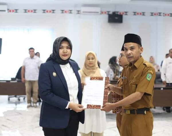 Lantik 9 Kepsek dan 11 Kapus, Ini Pesan Wabup Madina