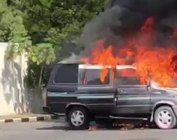 Sempat Terjadi Ledakan Saat Isi BBM, Kijang Terbakar di Area SPBU Bangsal