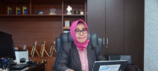 Endang Tri Wahyuningsih, Kepala BPS Jateng