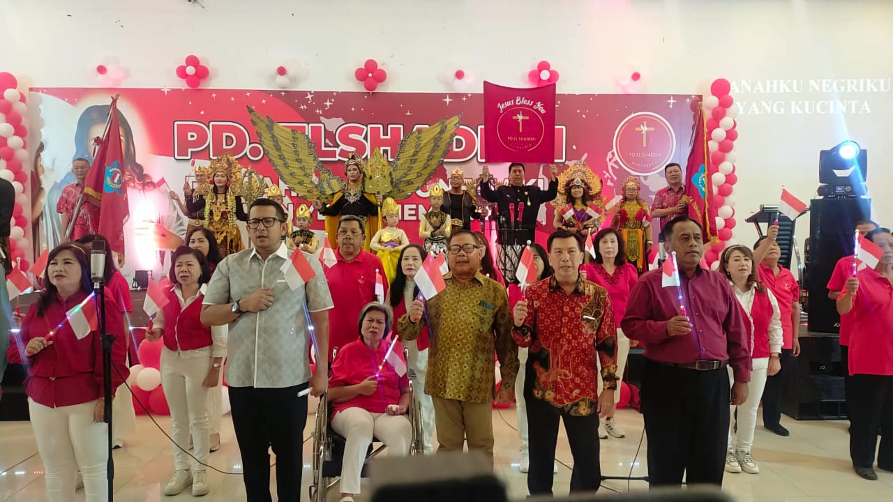 Sambut HUT ke-79 Kemerdekaan RI, Persekutuan Doa El Shaddai dihadiri oleh Pj Wali Kota MojokertoKetua PSMTI, Ketua Bamag dan Gembala El Shaddai (Dokpri) 
