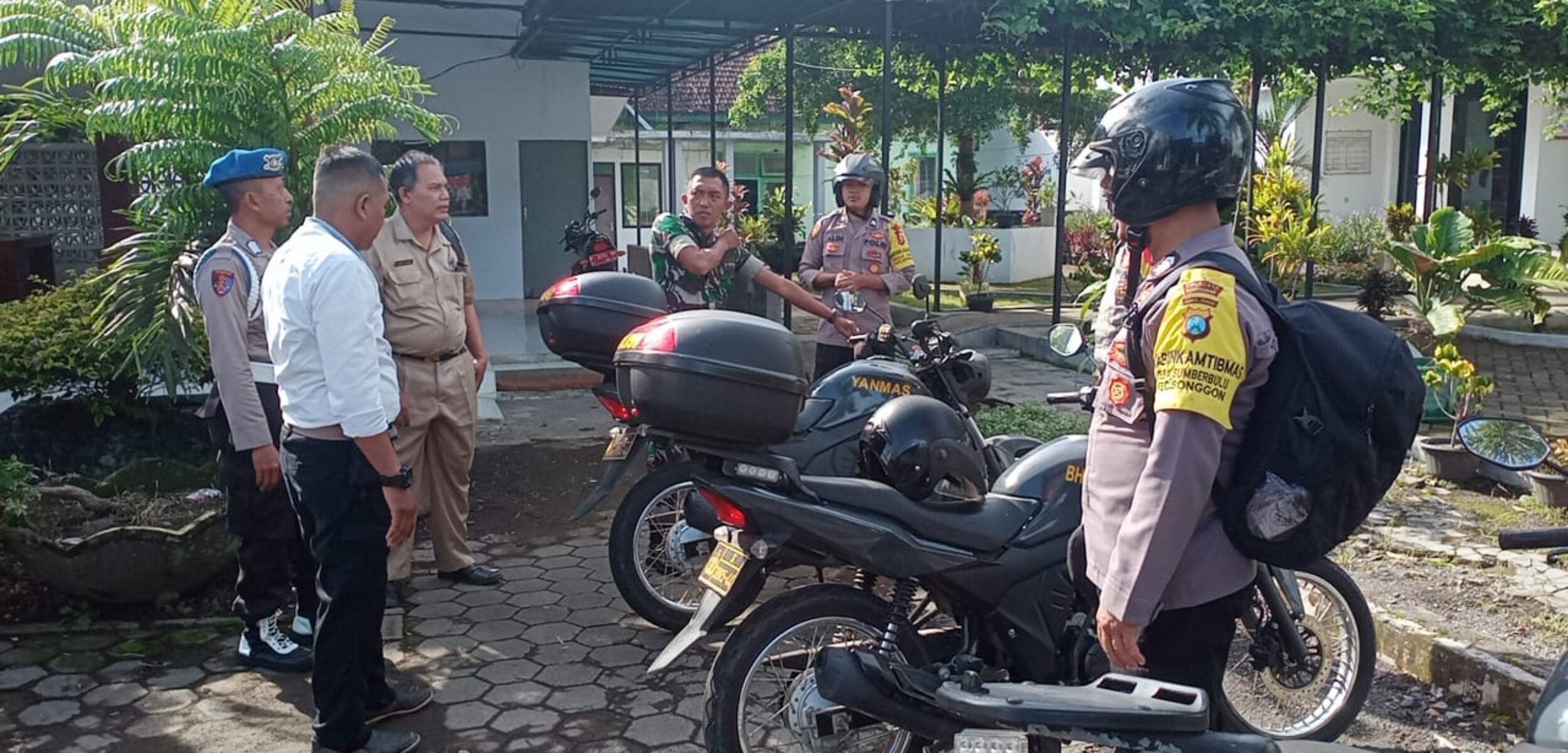 Patroli cipta kondisi Polresta Banyuwangi. (Fitri Angggiawati/kabarterdepan.com)