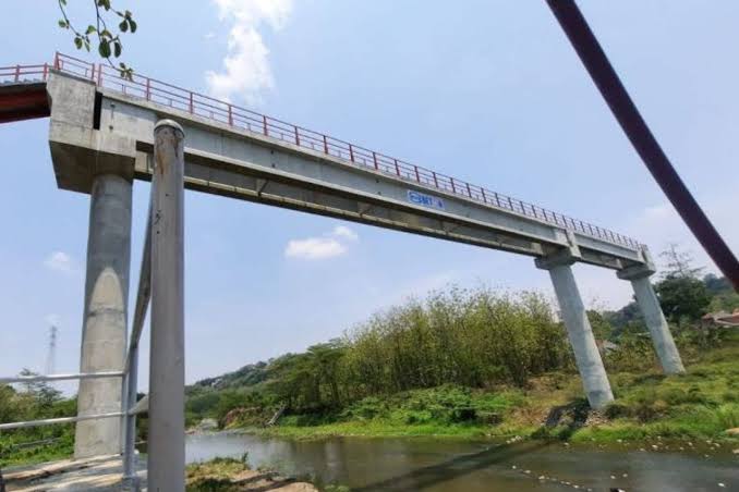 jembatan kaca