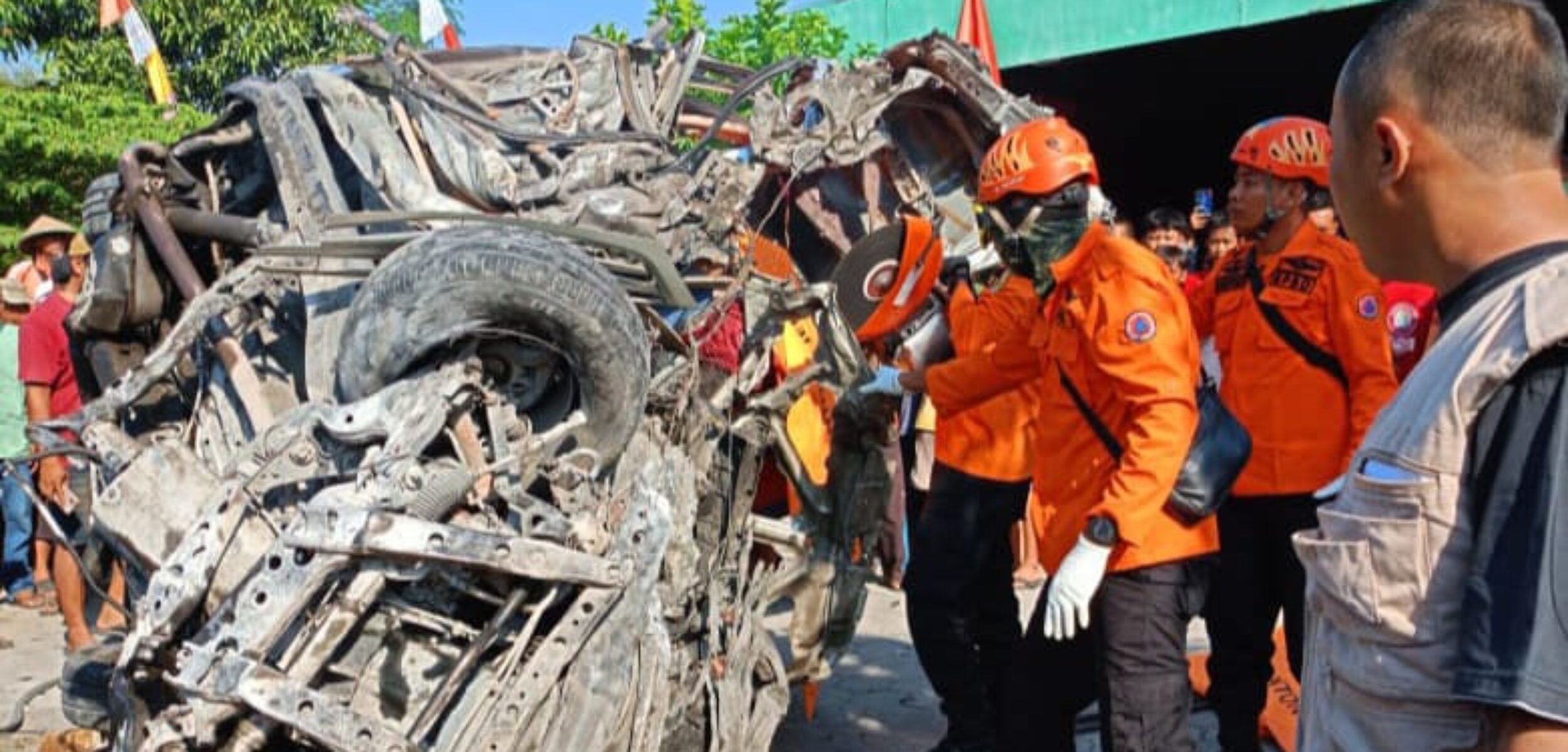 Kronologi Kecelakaan Kereta Api Vs Toyota Innova di Grobogan, Dua Orang Tewas