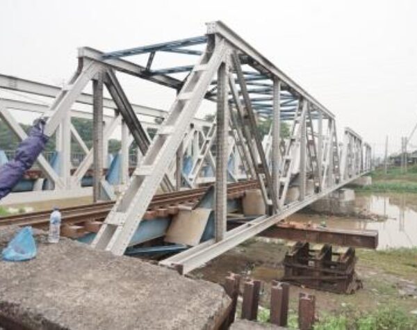 Jembatan KA Jalan Madukoro Akan Dilakukan Penggantian Rel dan Komponen Baja