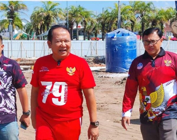 Bupati Sidak Renovasi Alun-Alun Jember, Akan Ada Videotron Terbesar Se-Indonesia,