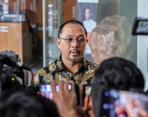 10 Camat di Semarang Diperiksa KPK, Ada Apa?