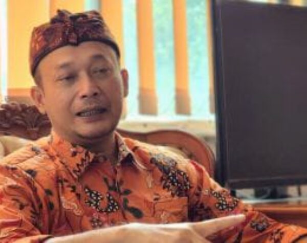 Pilgub Jateng hanya Diikuti 2 Paslon, 8 Parpol Tak Penuhi Syarat Ambang Batas