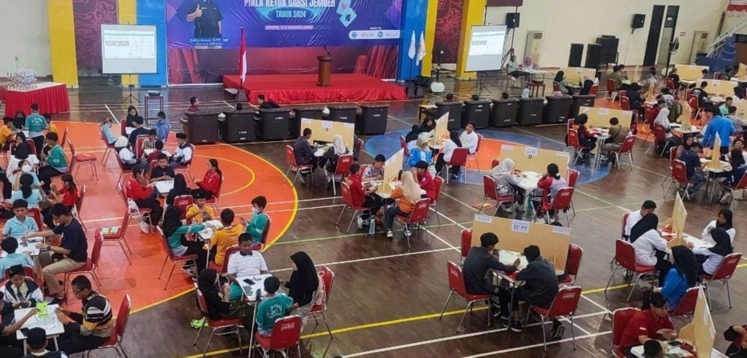 Dispora Jember Acungi Jempol Pengcab Gabsi Jember Gelar Kejuaraan Bridge Tingkat Nasional