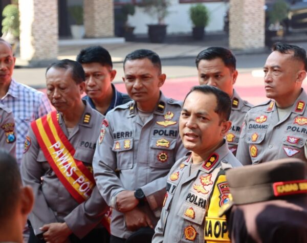 Waspada Penipuan Via WhatsApp Catut Nama Kapolres Batu, Ada yang Terlanjur Transfer Puluhan Juta Rupiah