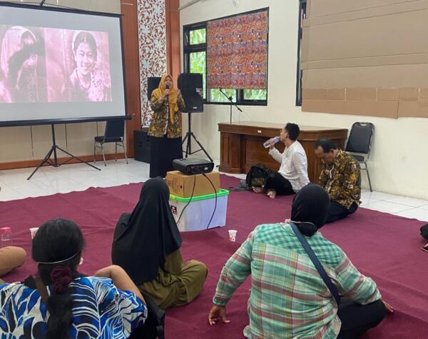 Sambut HUT Ke-79 RI, Dispusip Kota Mojokerto Gelar Sinema Pustaka Film ‘Soekarno: Indonesia Merdeka’