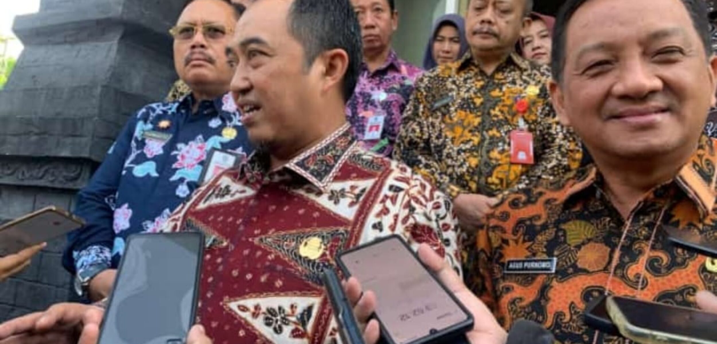 Buntut Video Viral, Kepala dan Sekdin Disdikbud Jombang Dibebaskan Sementara dari Jabatannya