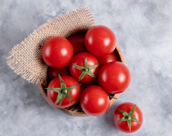 Harga Rata-rata Tomat Se-Jawa Timur: Tertinggi Rp8.000 di Mojokerto, Termurah Blitar Rp2.000