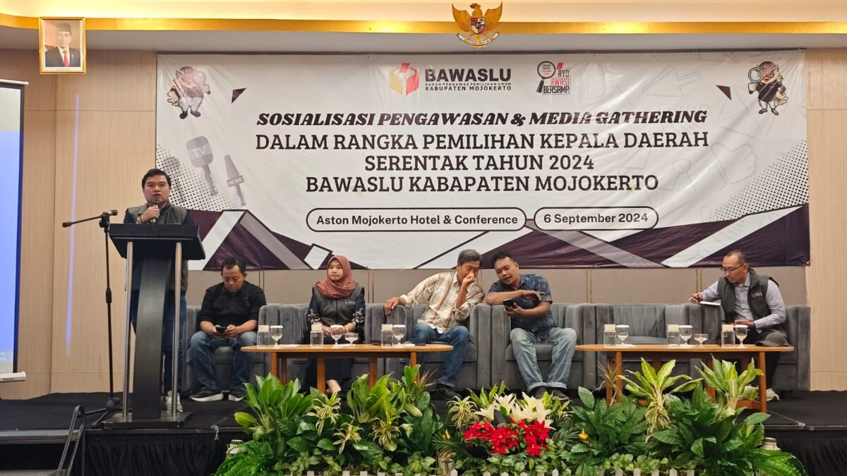 Ketua Bawaslu Kabupaten Mojokerto, Dody Faisal saat menyampaikan sambutan dalam media gathering dengan awak media, Jumat (6/9/2023) di Aston Mojokerto Hotel & Conference (Andy / Kabarterdepan.com) 