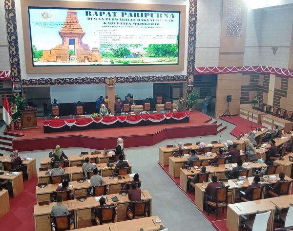 Daftar Lengkap Nama Ketua dan Anggota Fraksi DPRD Kabupaten Mojokerto 2024-2029