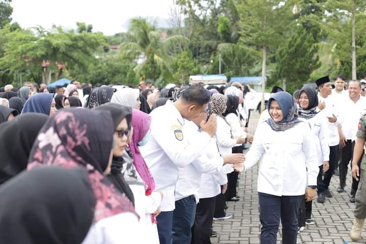 Kata-Kata Atika Azmi Jelang Cuti dari Wakil Bupati di Hadapan ASN Madina