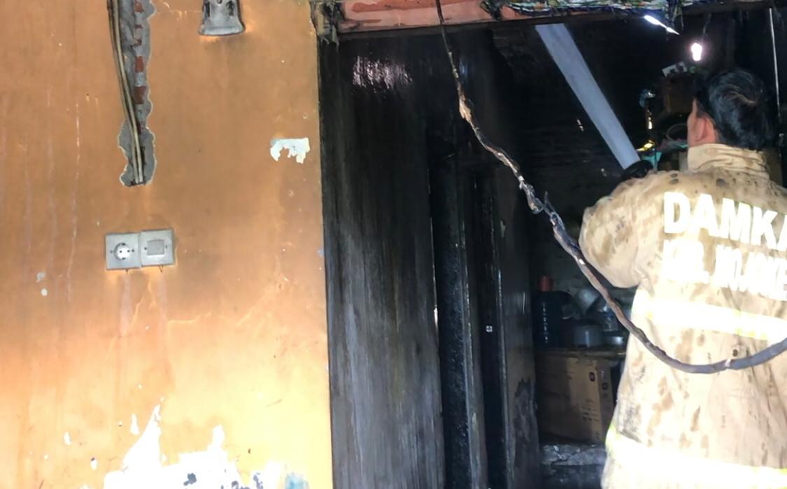 Belum Setahun, Rumah Warga di Pungging Kembali Terbakar Akibat Korsleting Listrik