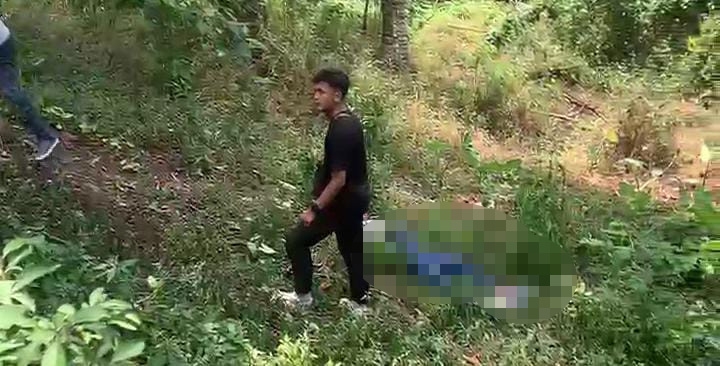 Kondisi korban tergeletak di jalur wisata tepat turunan Obech Kecamatan Pacet, Kabupaten Mojokerto, satu diantaranya meninggal dunia ditempat, Sabtu (14/9/2024) siang (Andy / Kabarterdepan.com)