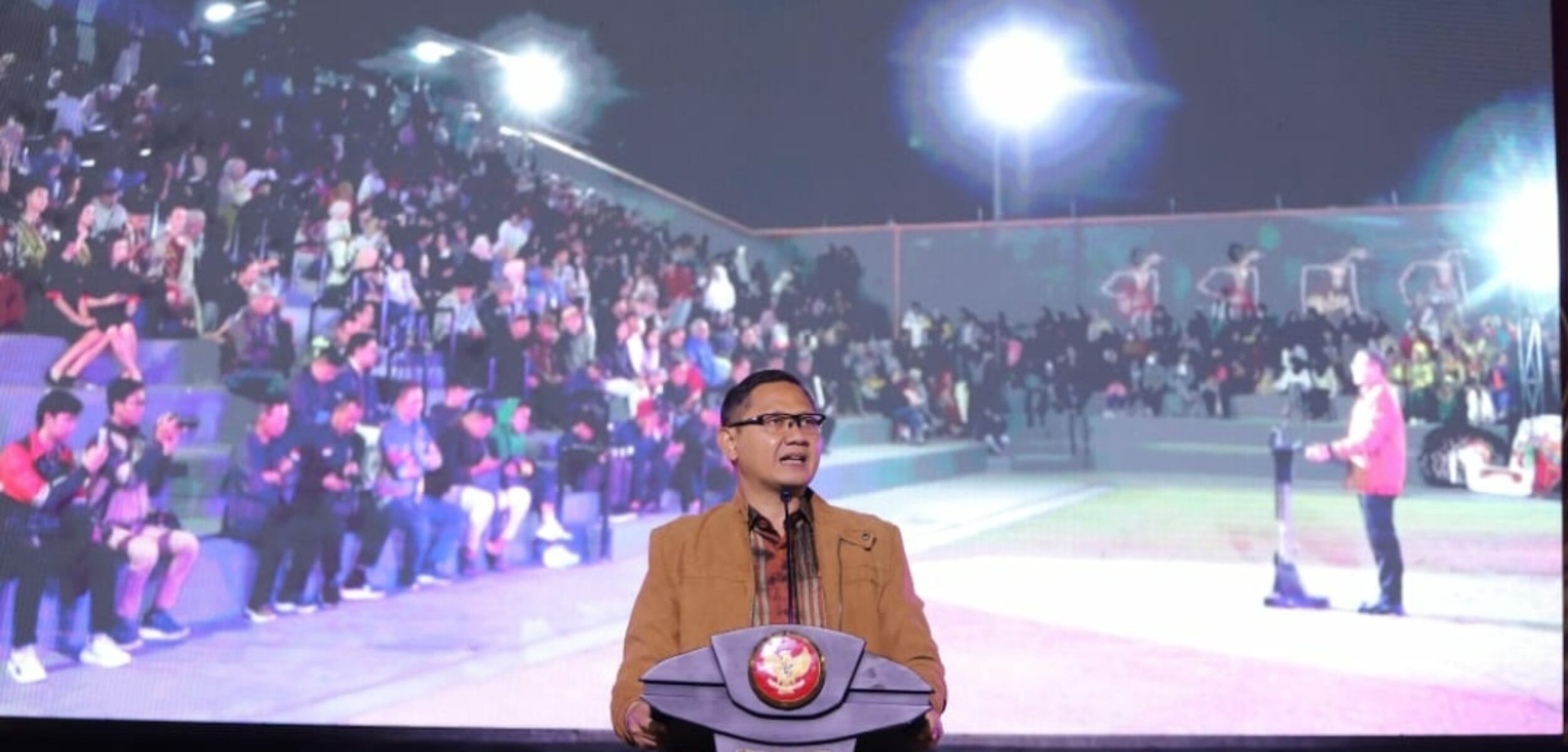 Pagelaran Padang Bulan Purnama Meriahkan Launching Logo dan Tema Hari Jadi ke-23 Kota Batu