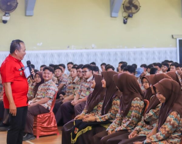 Bupati Jember Sosialisasi Stop Pernikahan Dini dan Kekerasan Anak di Sekolah, Begini Katanya