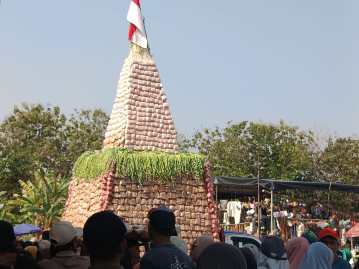 Begini Kemeriahan Tradisi Grebeg Tahu di Jombang