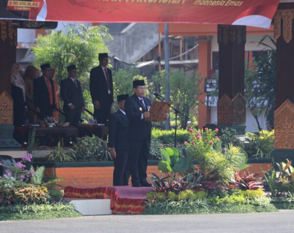 Peringati Hari Kesaktian Pancasila, Pjs Bupati Mojokerto Gelar Upacara