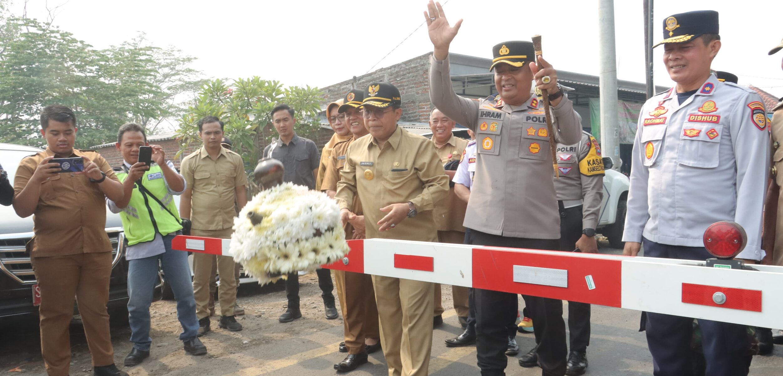 Cegah Laka Lantas KA, Perlintasan Palang Pintu Otomatis di Mojoanyar Resmi Dioperasikan