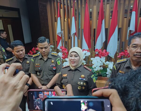 Tiga Hakim yang Vonis Bebas Ronald Tannur Ditangkap Kejagung, Begini Kata Kajati Jatim