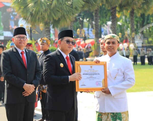 Inilah Dua Pemuda dari Jember yang Raih Penghargaan Tingkat Jatim di Hari Sumpah Pemuda