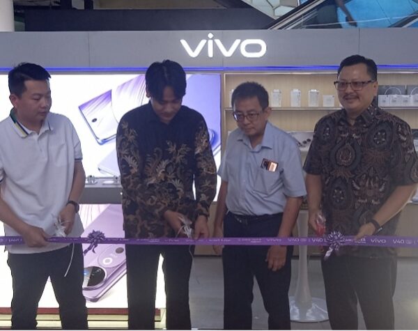 Grand Opening Vivo Store Asia Jaya di Lobby Utama WTC Surabaya, Jumat, 4 Oktober 2024. (Kabarterdepan)