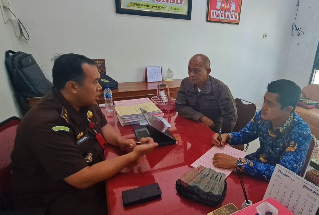 Kejari Grobogan Terima Pembayaran Denda Rp 50 Juta dari Terpidana Korupsi Kepala Desa Gubug