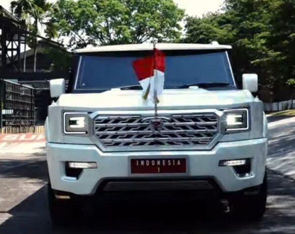 Berdaya 199 Daya Kuda hingga Anti Peluru, Inilah Spesifikasi Mobil Maung Garuda Indonesia 1 yang Ditumpangi Prabowo