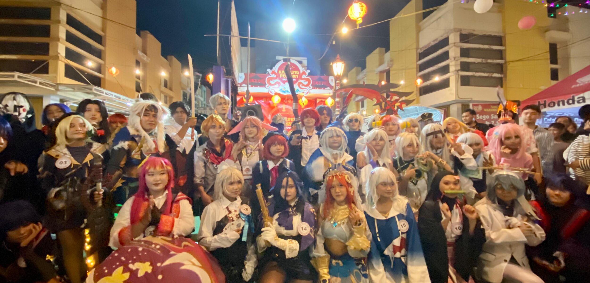 Cosplayer Kembali Ramaikan Kampung Pecinan Mojokerto, Pamerkan Kostum Unik