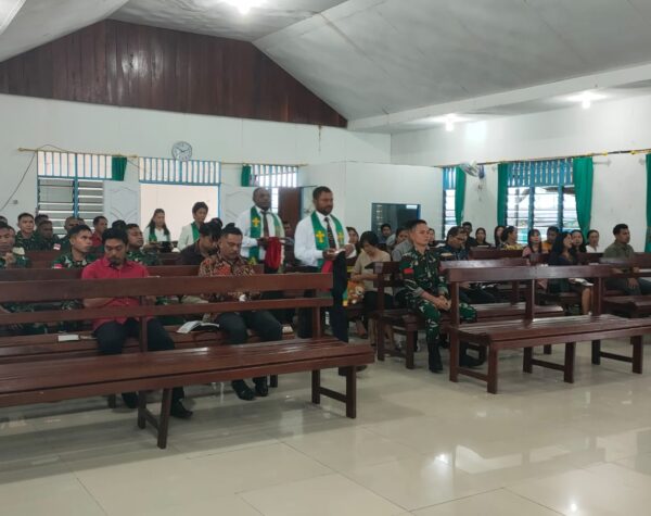 Tingkatkan Rohaniah Prajurit dalam Bertugas, Satgas Yonif 503/Mayangkara Ibadah Minggu Nasrani
