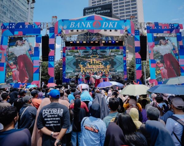 Suasana Pesta Rakyat Pelantikan Prabowo-Gibran, Dimeriahkan Ayu Ting-Ting hingga Dewa 19