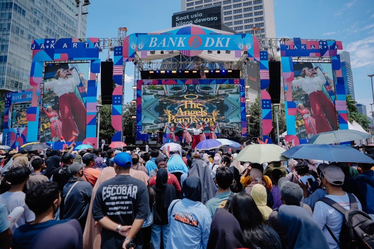 Suasana Pesta Rakyat Pelantikan Prabowo-Gibran, Dimeriahkan Ayu Ting-Ting hingga Dewa 19