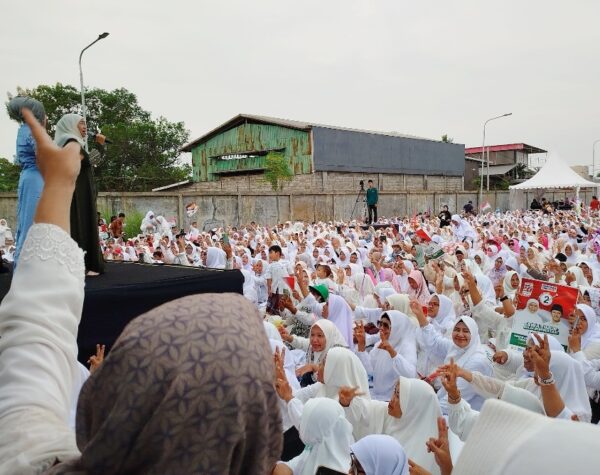 Ribuan Massa di Sidoarjo Dukung Khofifah-Emil, TPD: Dukungan Menyentuh 75 Persen