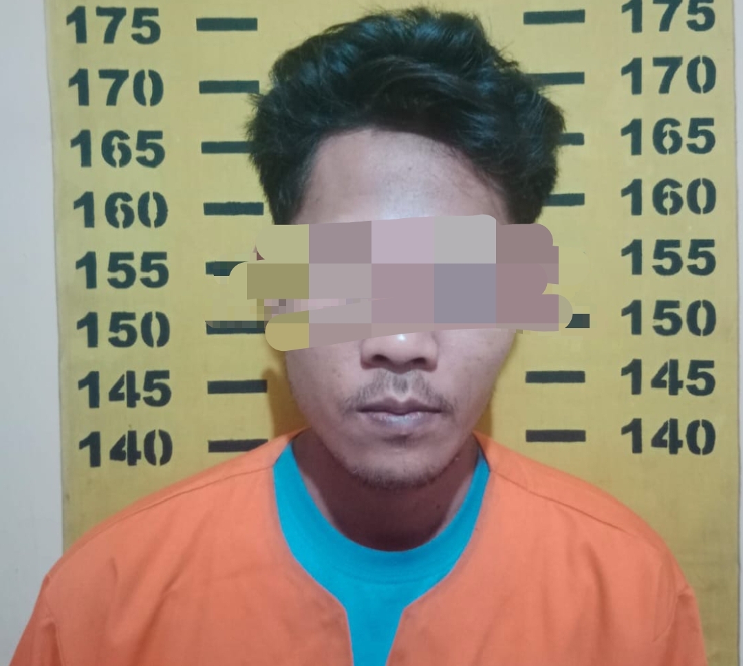 Lampiaskan Trauma Masa Kecil, Pria di Banyuwangi Tusuk Tetangga yang Mirip Ayahnya