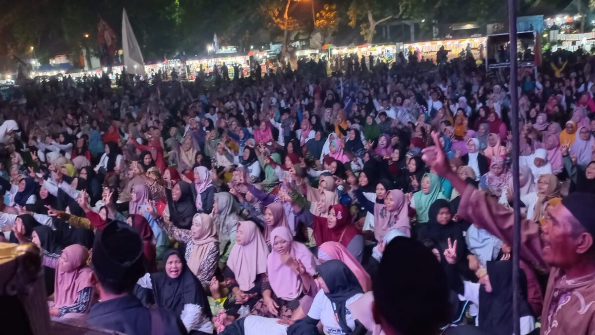 Kampanye di Utara Sungai Brantas, Ribuan Warga Jetis Siap Menangkan Gus Barra-Rizal