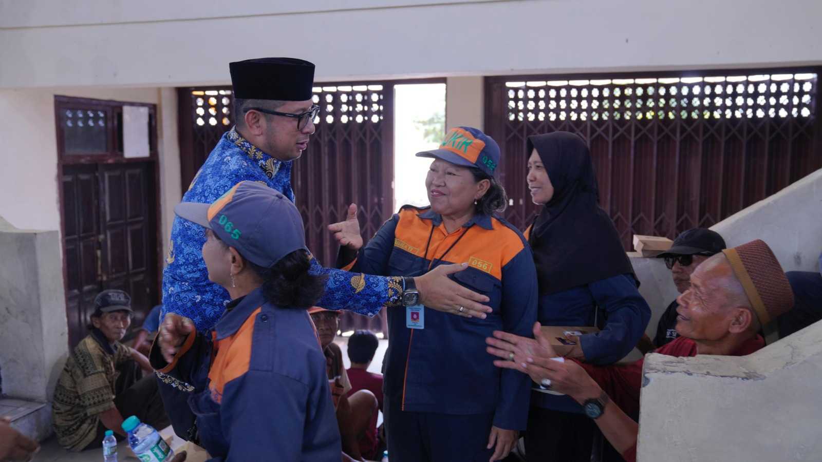 61d605524687707f309e82a853dca65c