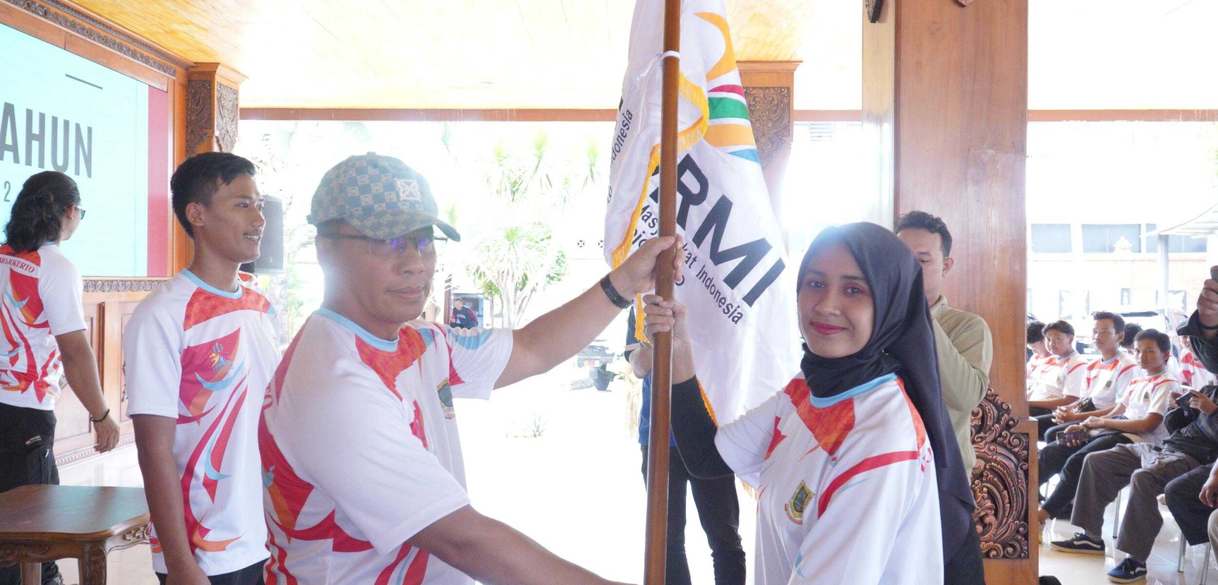 8b7a9b51fc1bcbf670bb9bdd483d1809