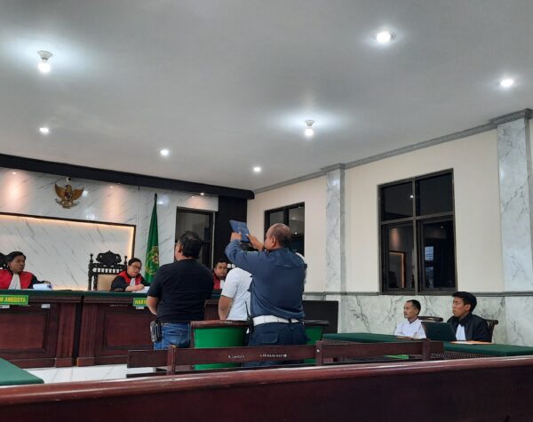 Sidang Pembuktian Sindikat Pengedar Uang Palsu di Mojokerto, Saksi Ungkap Kronologi Penangkapan