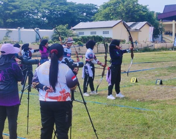 Tim Panahan Putri Jember Popda XIV Jatim Melaju ke 8 Besar