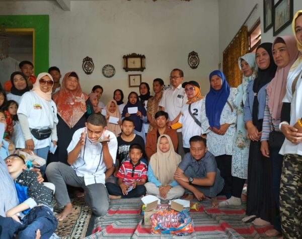 Peringati HUT ke-60, DPD Golkar Kota Batu Gelar Senam Sehat, Santunan Panti Asuhan dan Difabel