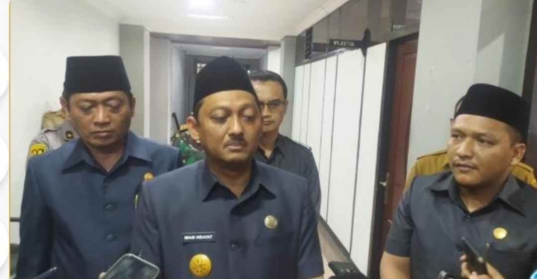 Pjs Bupati Jember Sampaikan R-APBD TA 2025 Sebesar Rp 4,6 Triliun