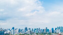 Cuaca DKI Jakarta Besok 26 Februari 2026: Jakpus Berawan, Jaktim Hujan