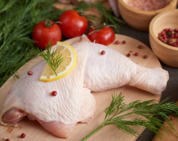 Harga Bapok Jelang Lebaran, Daging Ayam Kampung Dibanderol Rp97.500