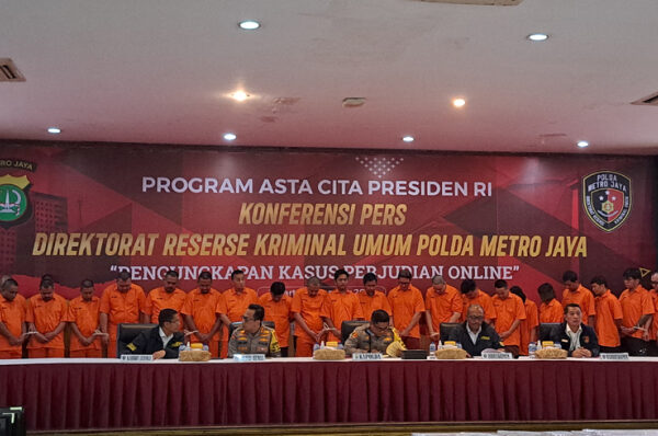 Polisi Tetapkan 24 Tersangka Kasus Judol Komdigi, Termasuk Tony dan Alwin