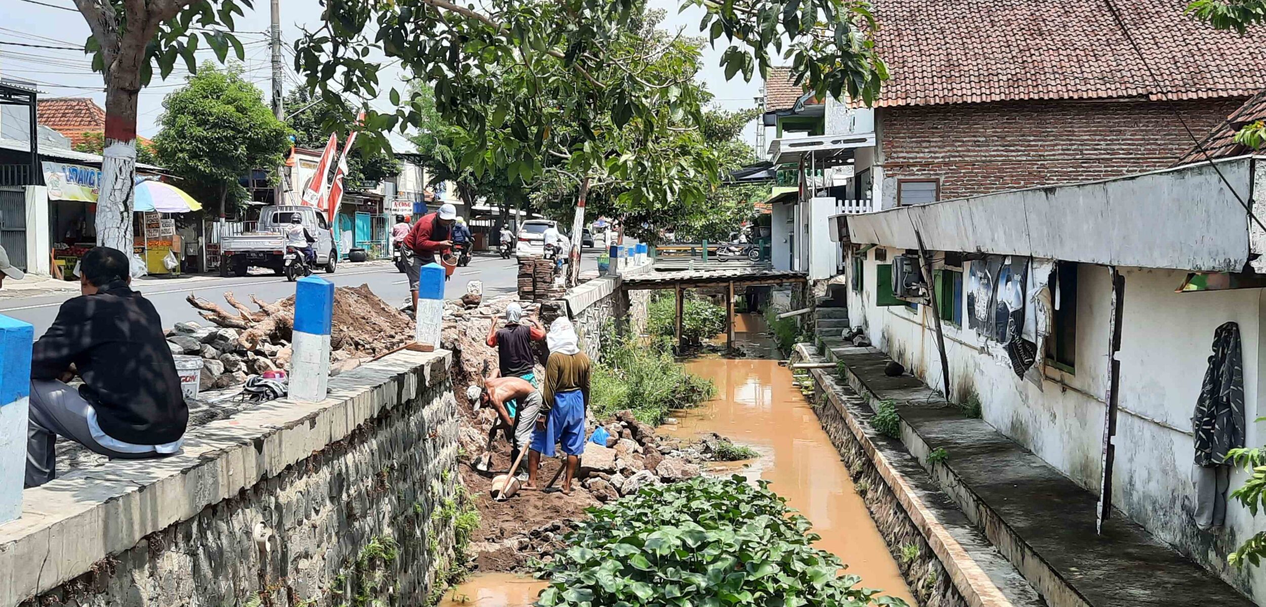 Tanggul di Jalan Brawijaya Ambles, Pemkot Mojokerto Tindak Cepat Perbaikan