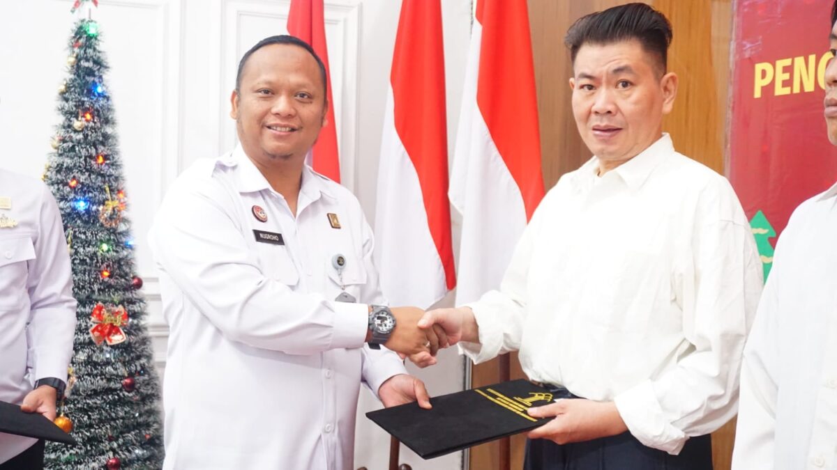 IMG 20241225 WA0012 2 Potret penyerahan remisi oleh Kalapas Kelas IIB Mojokerto, Nugroho Dwiwahyu Ananto (Redaksi / Kabarterdepan.com)