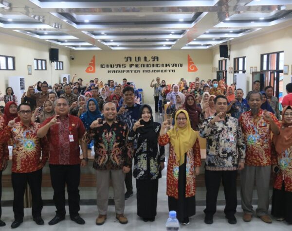 Bupati Mojokerto Fokus Kesehatan Mental Anak Muda untuk Hadapi Tantangan Global